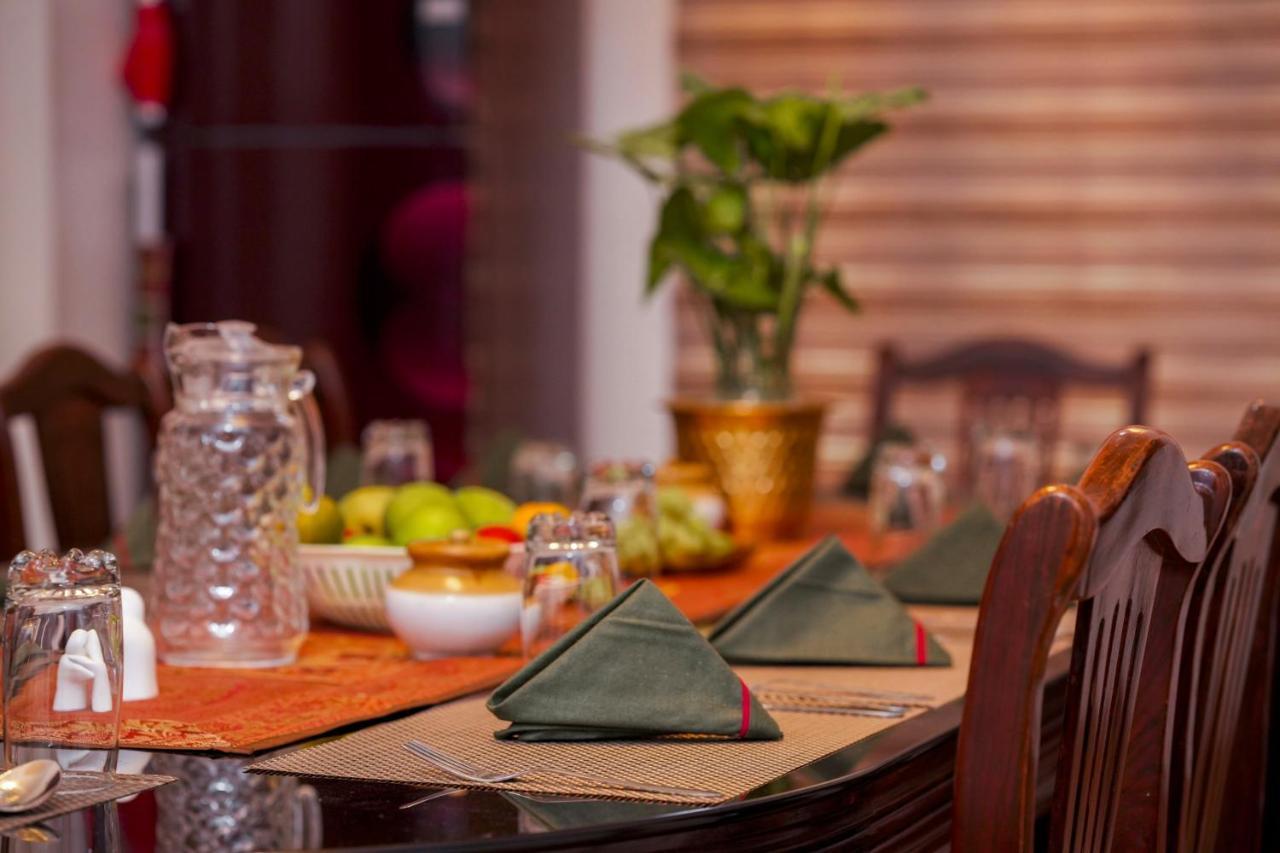 Parudeesa - Heavenly- Luxurious Palace Look-Near Cbd - Kerala - India With Breakfast Kāladi Exterior foto