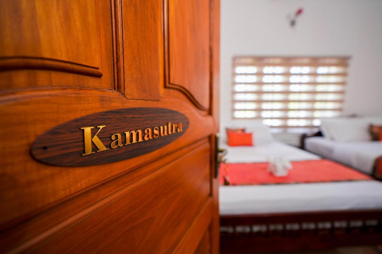Parudeesa - Heavenly- Luxurious Palace Look-Near Cbd - Kerala - India With Breakfast Kāladi Cameră foto