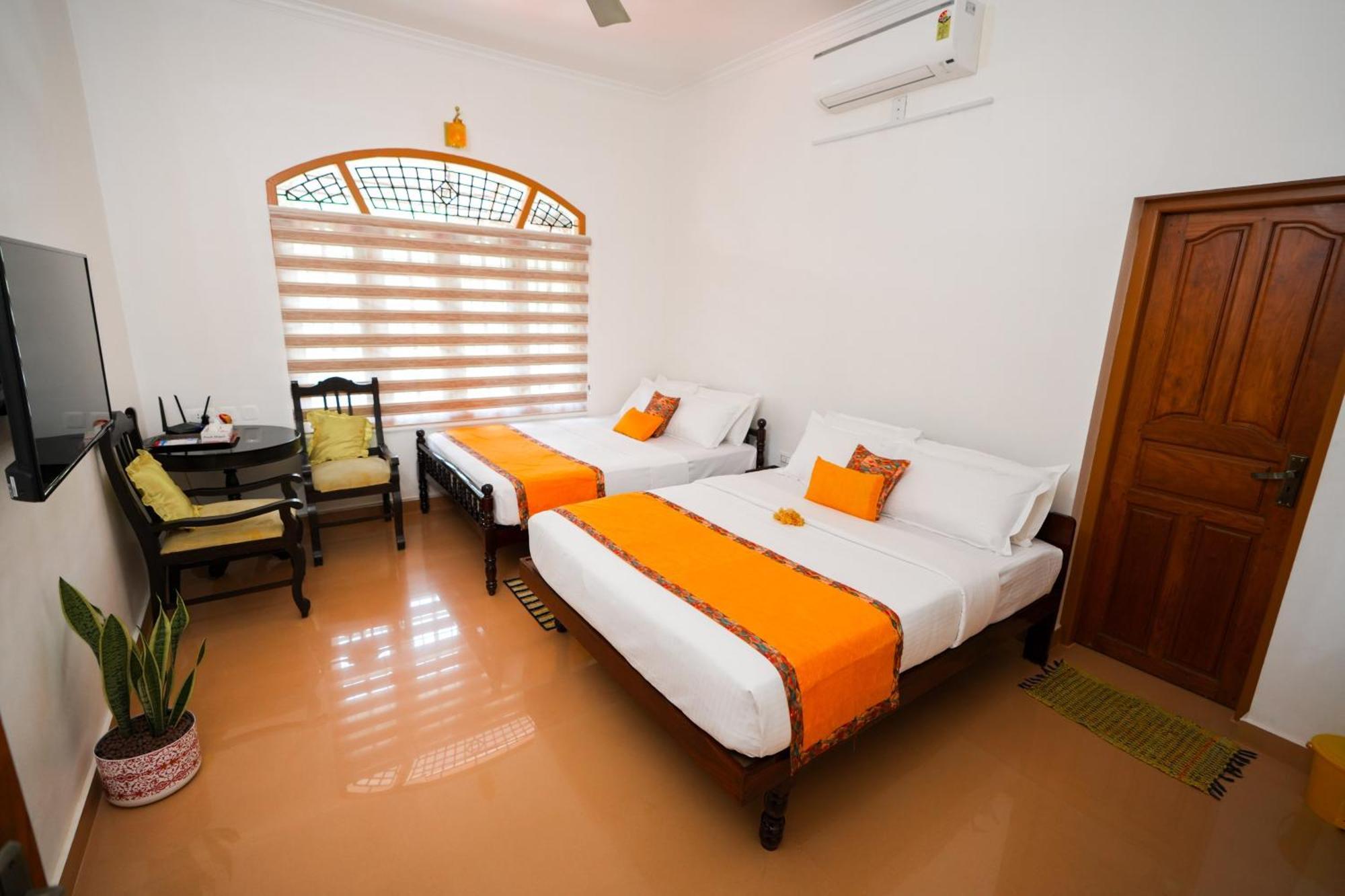 Parudeesa - Heavenly- Luxurious Palace Look-Near Cbd - Kerala - India With Breakfast Kāladi Exterior foto